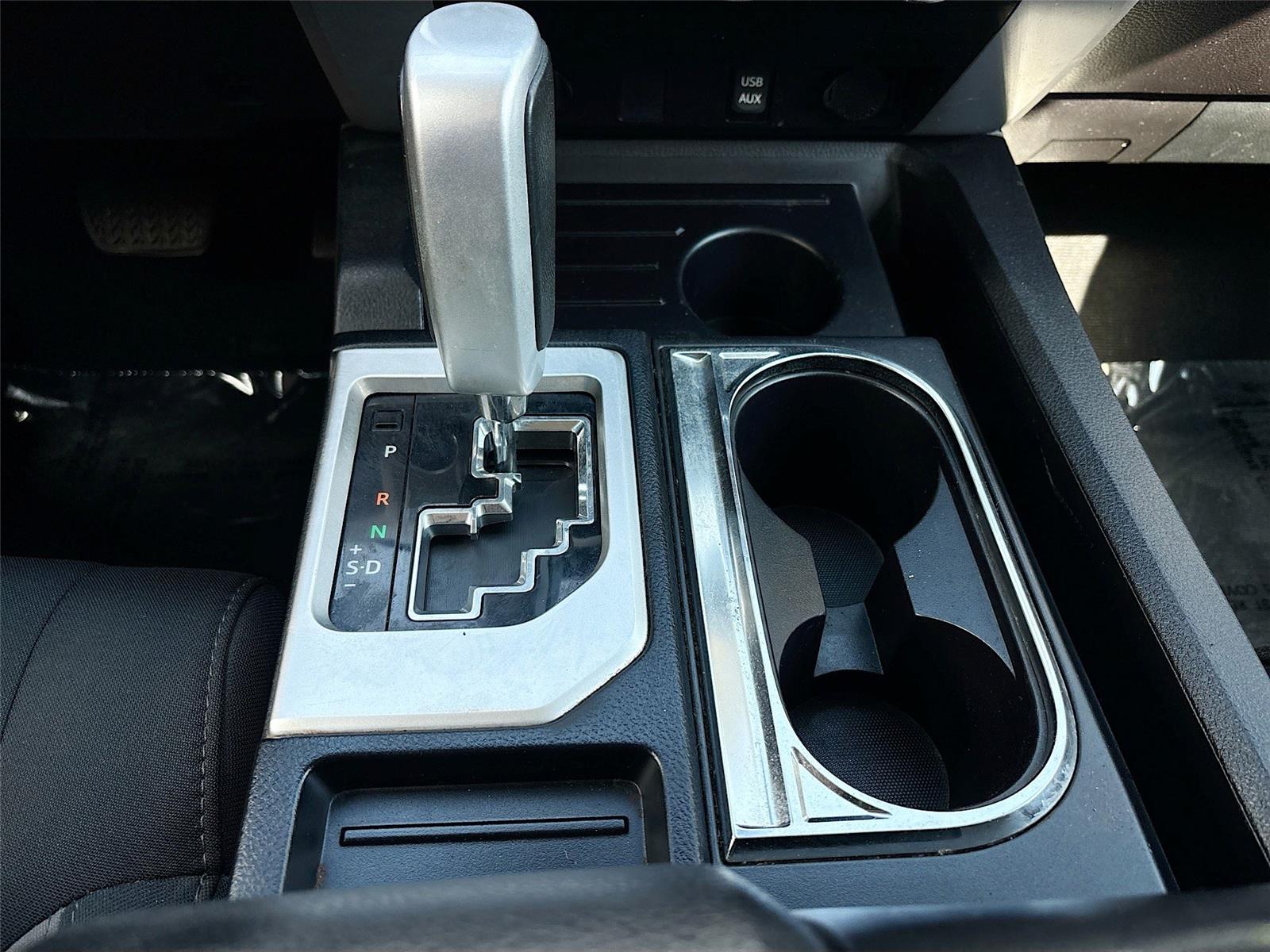 2016 Toyota Tundra Truck SR5