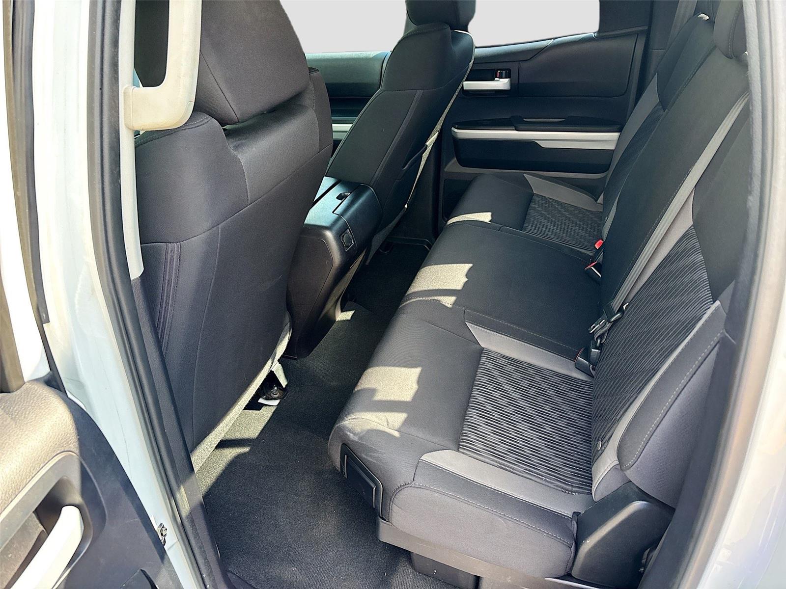 2016 Toyota Tundra Truck SR5
