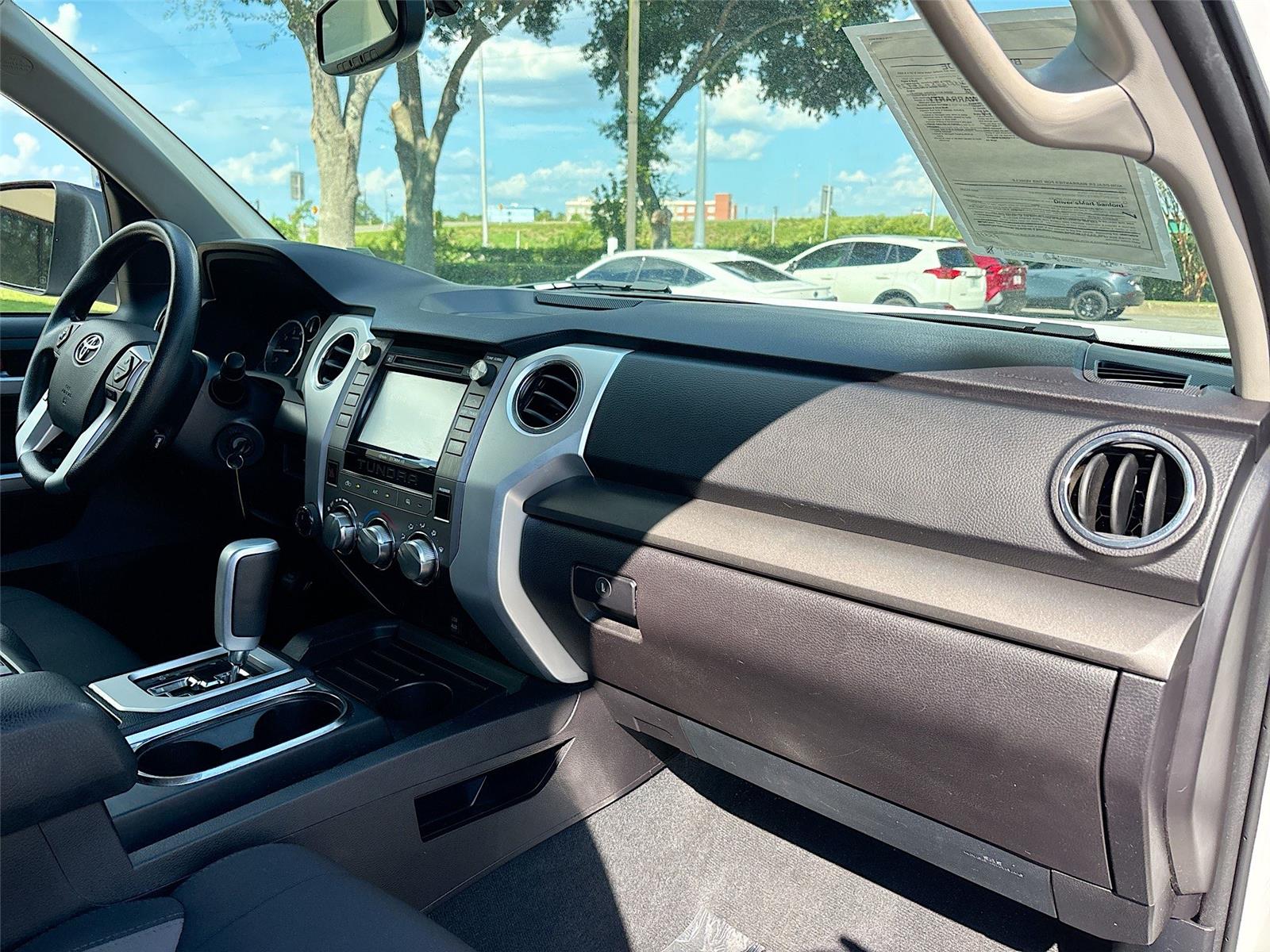 2016 Toyota Tundra Truck SR5