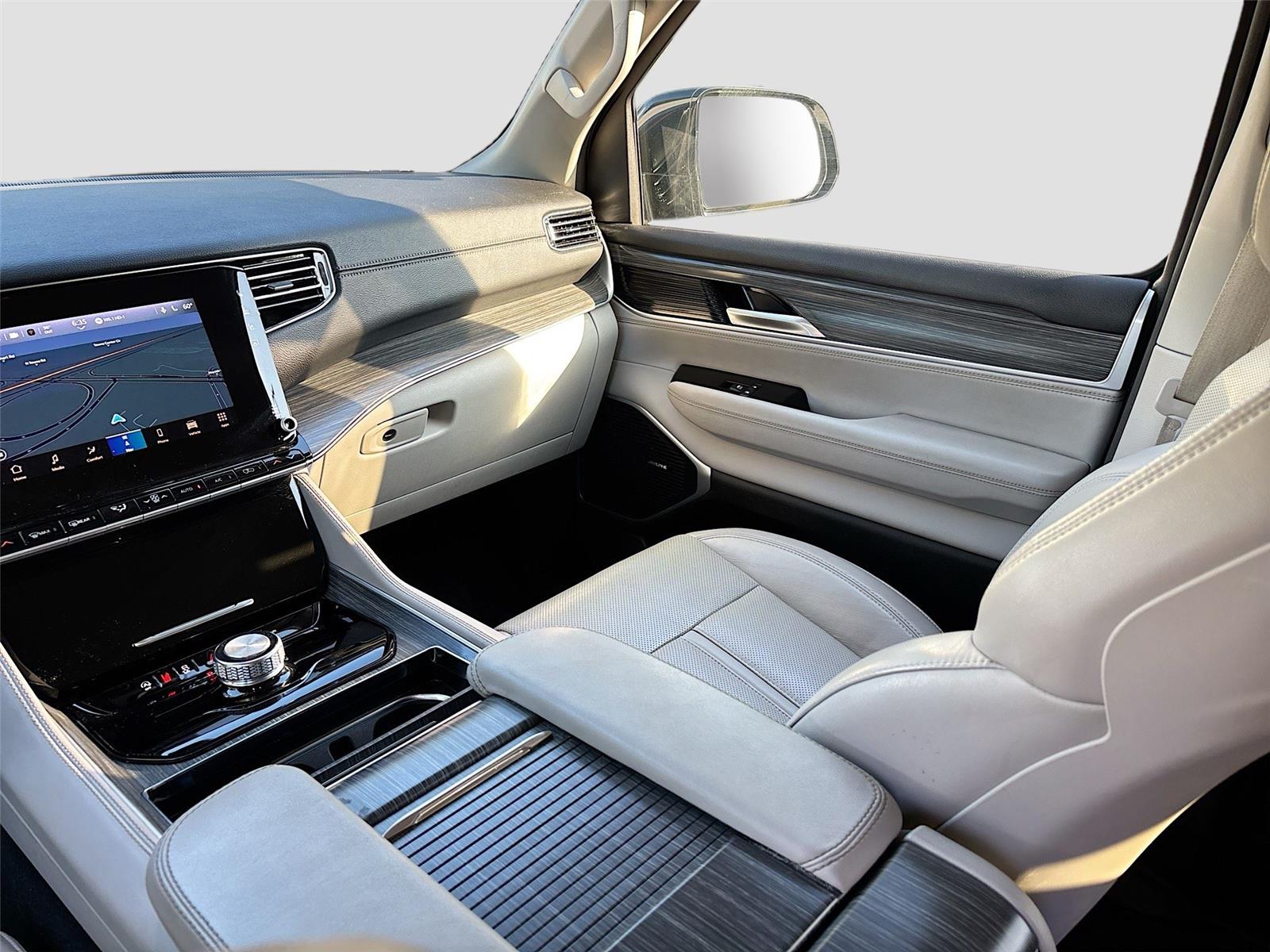 2024 Jeep Wagoneer L Series II