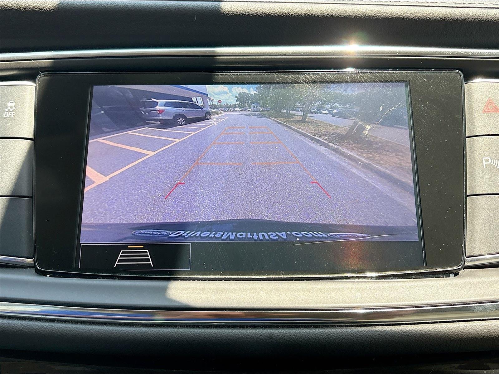 2020 Buick Enclave Essence