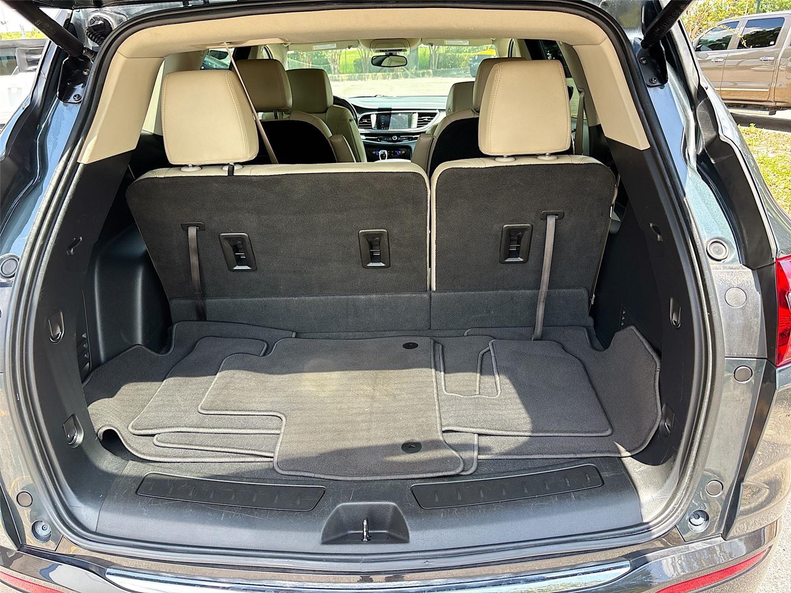 2020 Buick Enclave Essence