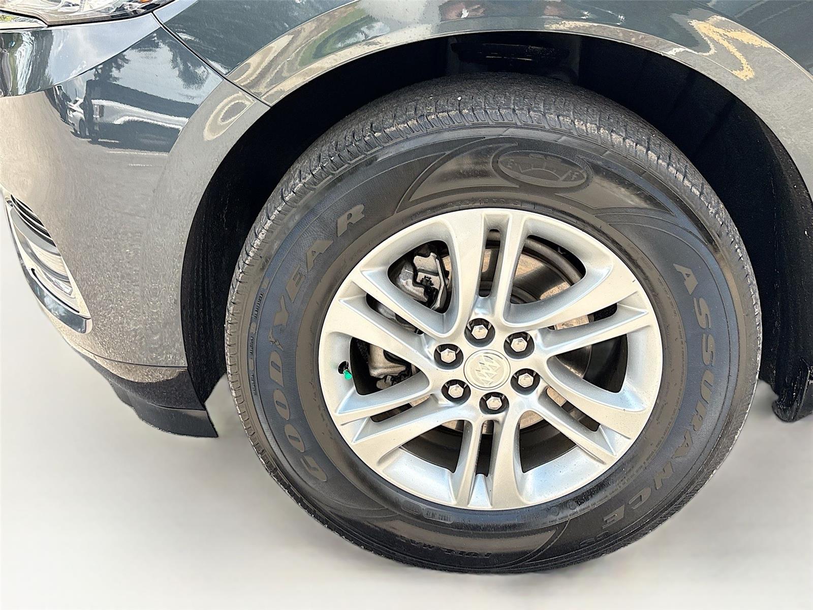2020 Buick Enclave Essence
