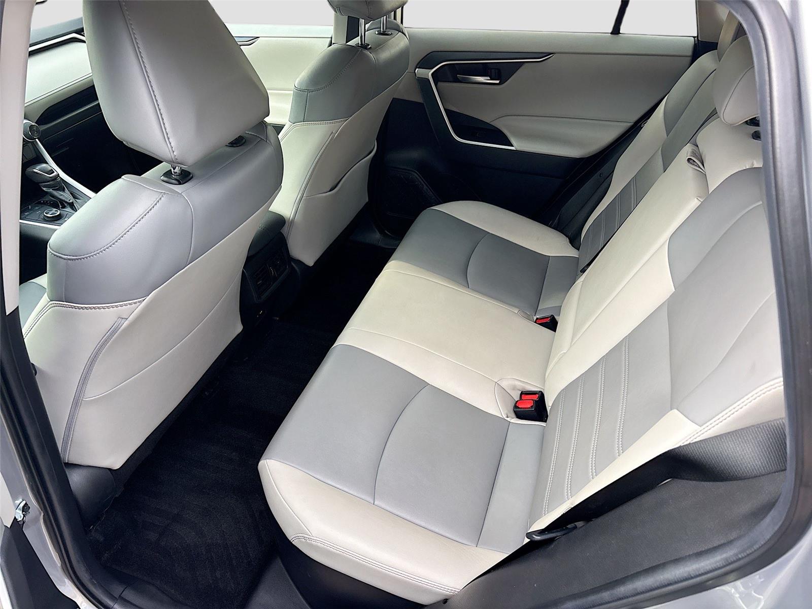 2021 Toyota RAV4 Hybrid XLE Premium