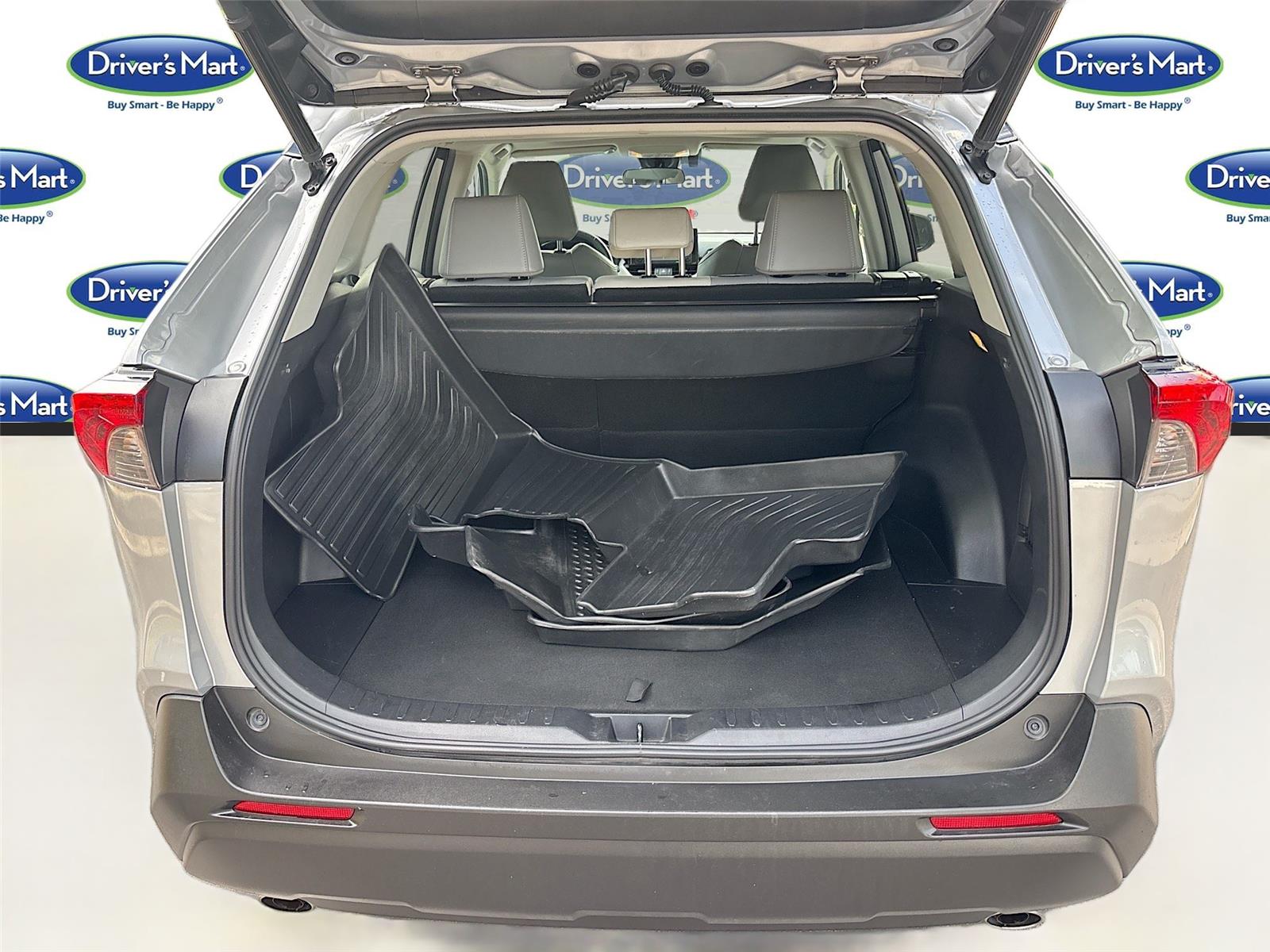 2021 Toyota RAV4 Hybrid XLE Premium
