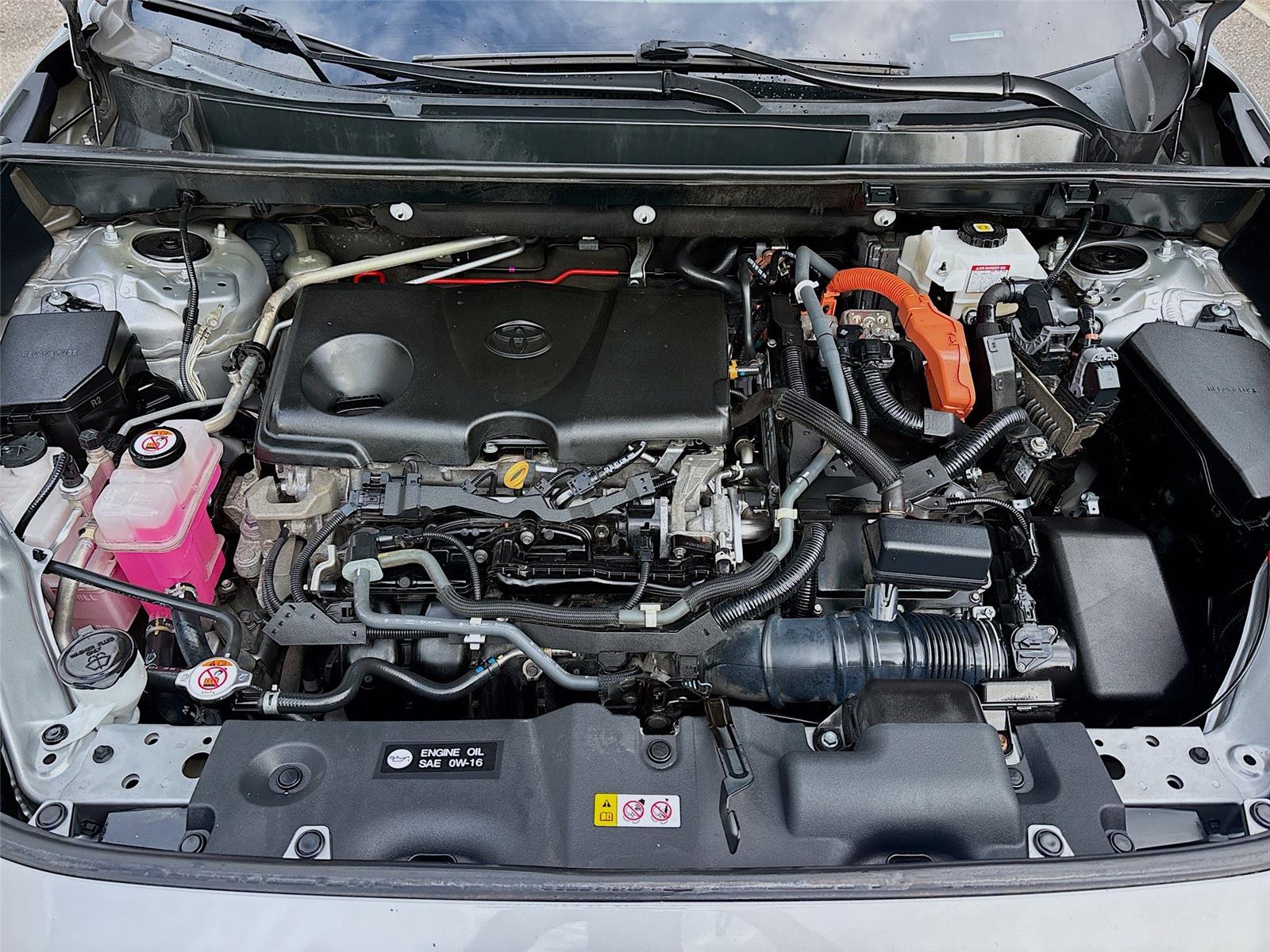 2021 Toyota RAV4 Hybrid XLE Premium