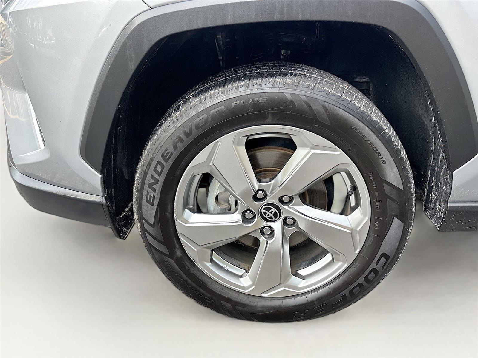 2021 Toyota RAV4 Hybrid XLE Premium