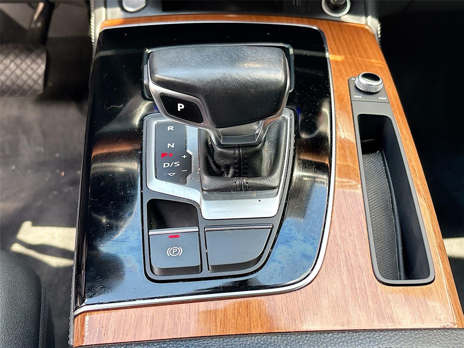 2021 Audi Q5 Premium Plus