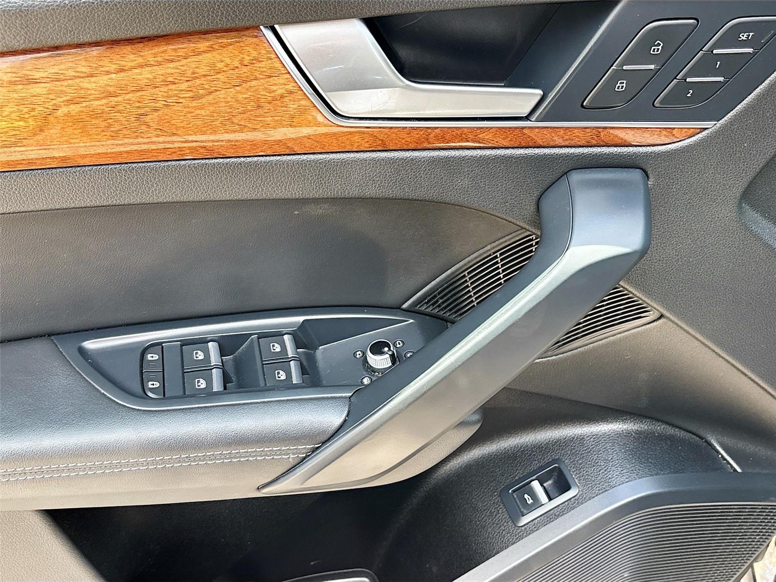 2021 Audi Q5 Premium Plus