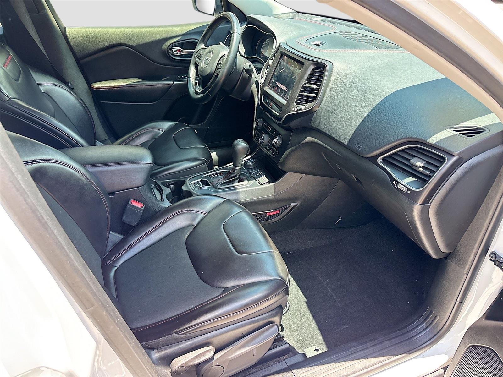 2019 Jeep Cherokee Trailhawk