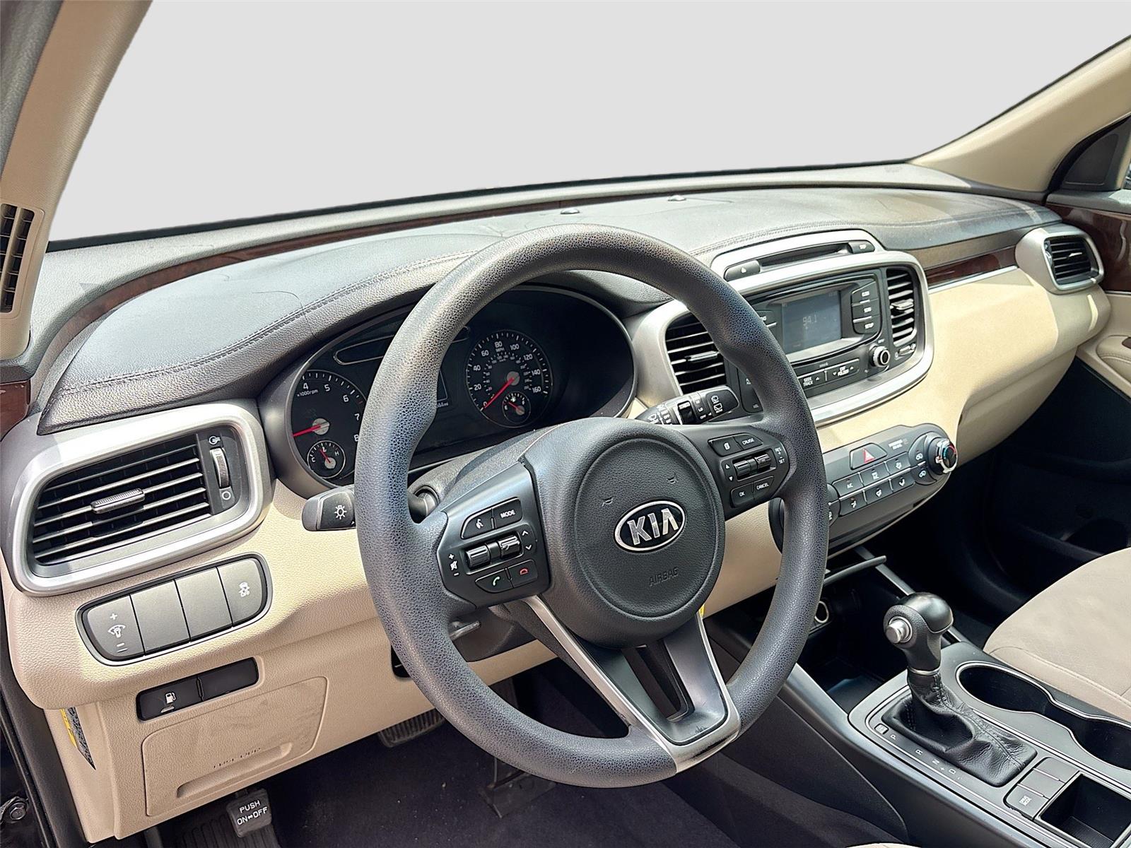 2017 Kia Sorento LX