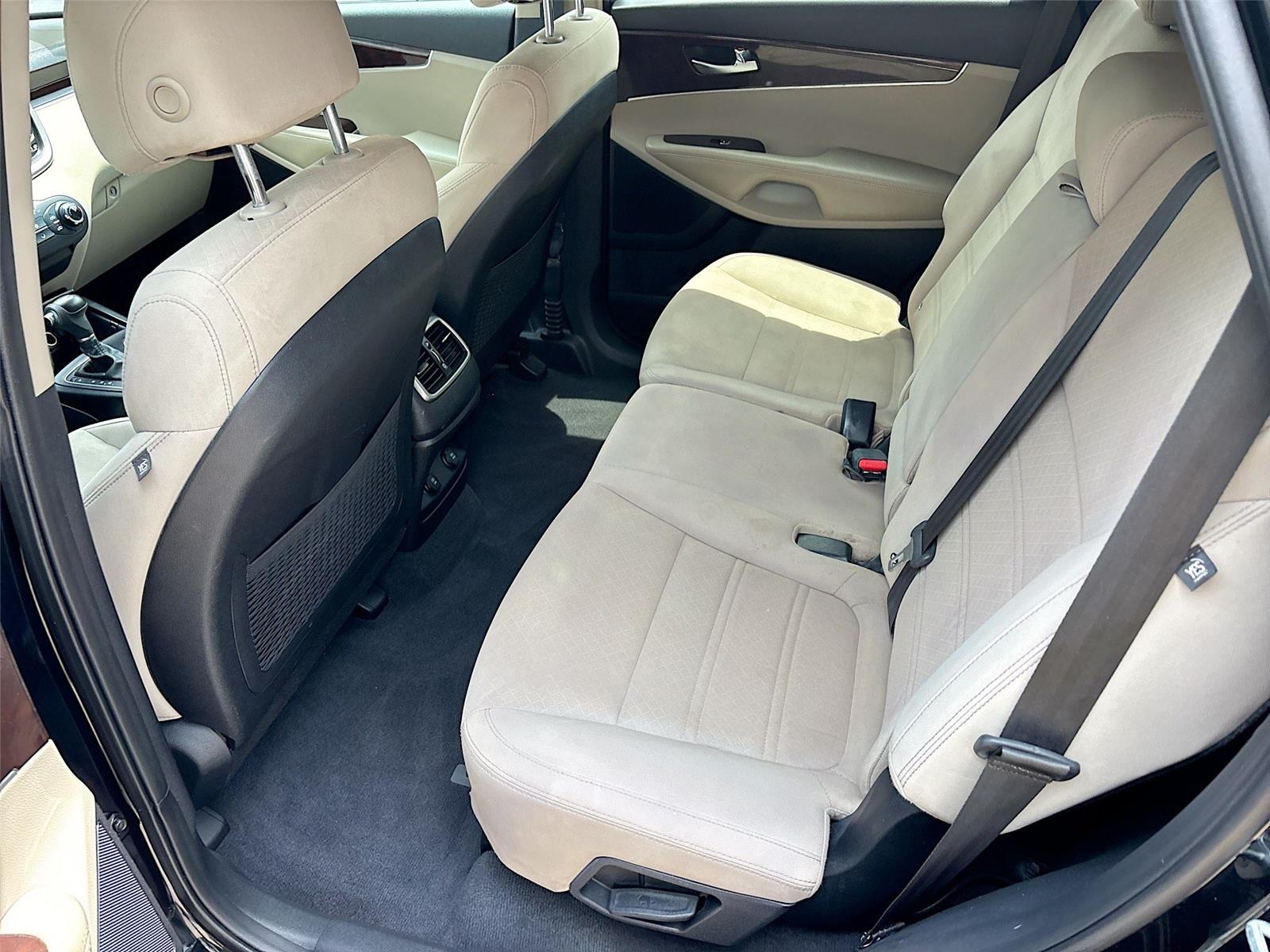 2017 Kia Sorento LX