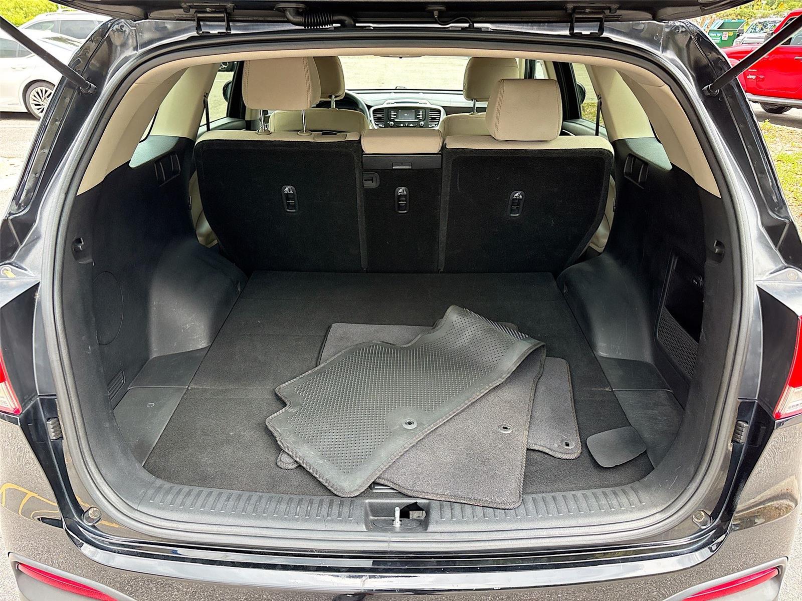 2017 Kia Sorento LX
