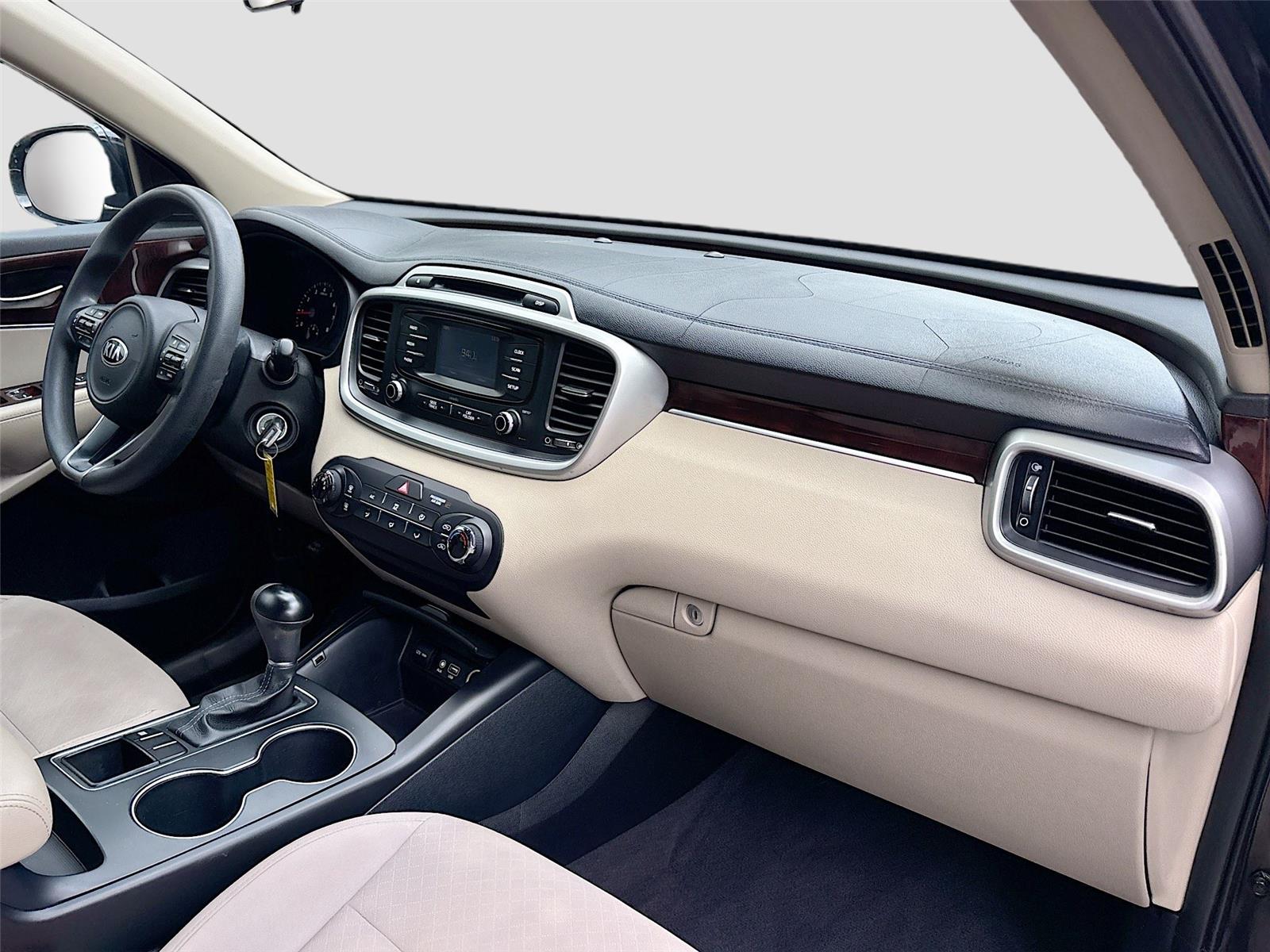 2017 Kia Sorento LX