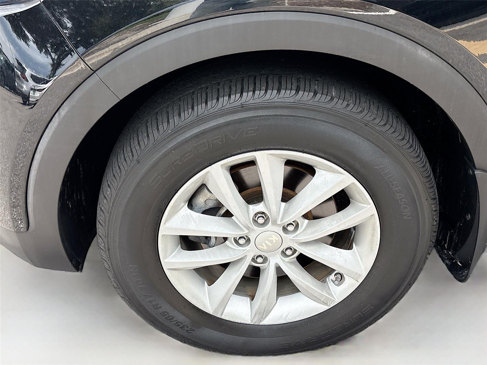 2017 Kia Sorento LX