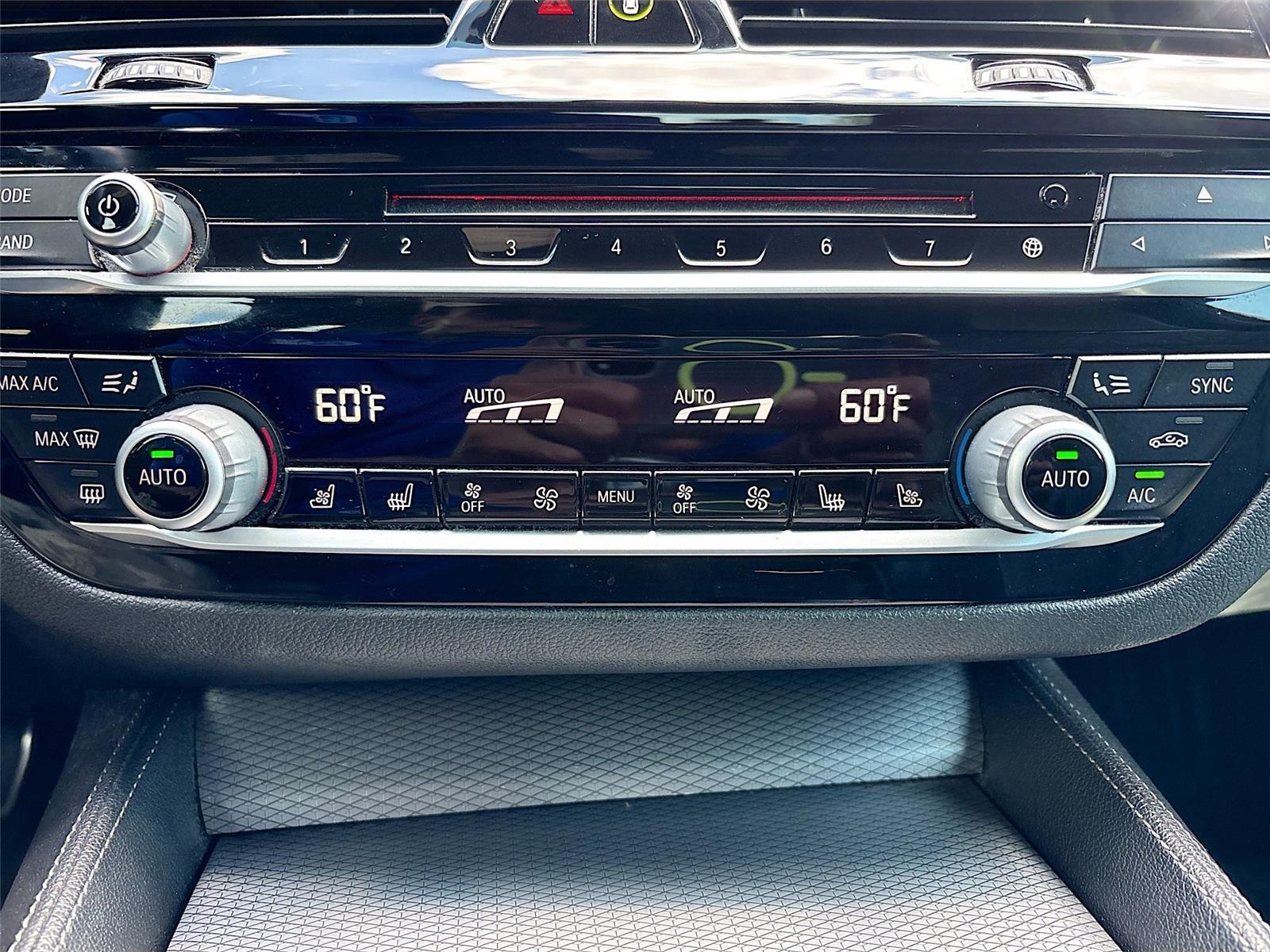 2018 BMW 5 Series 540i