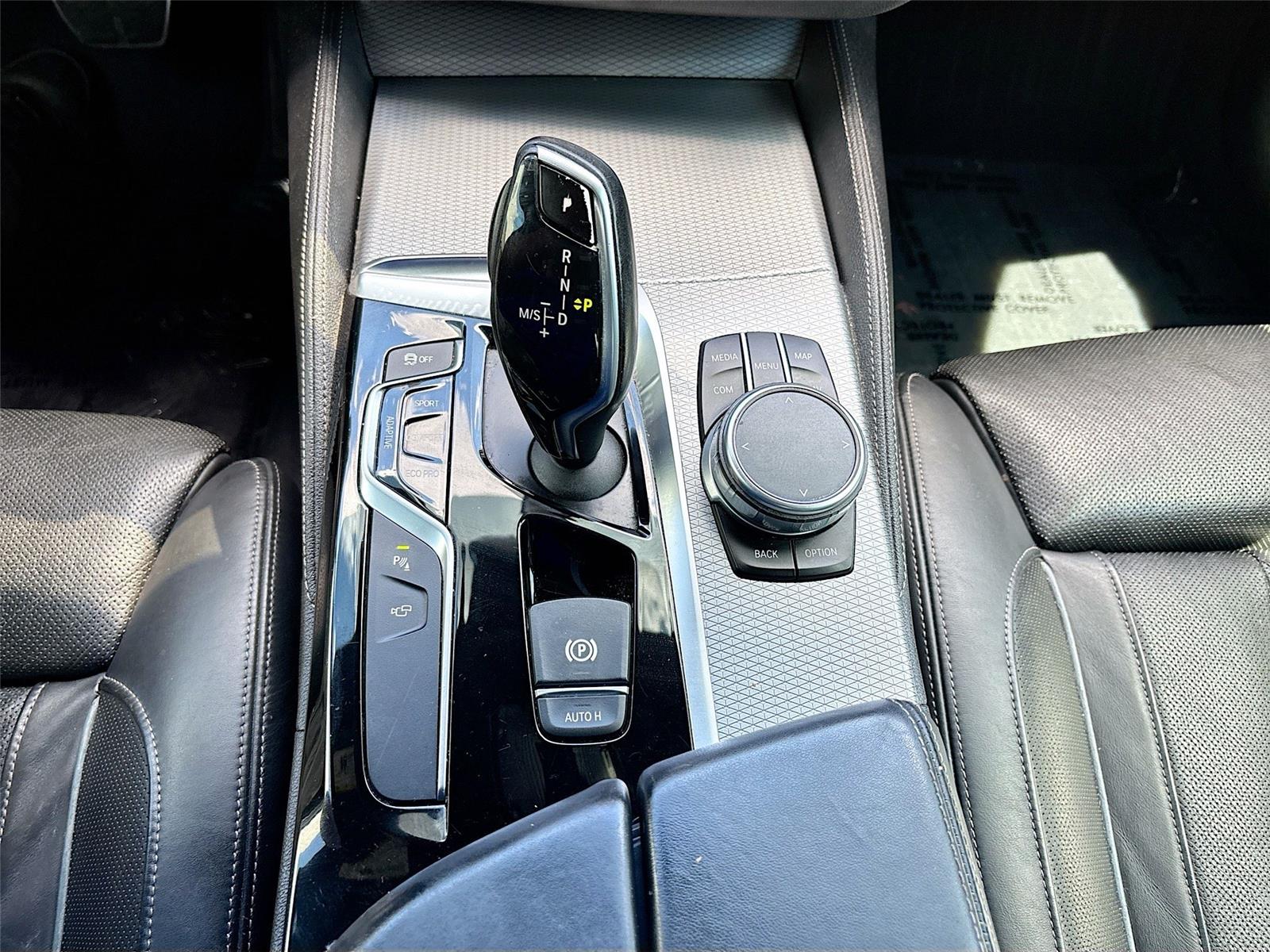 2018 BMW 5 Series 540i