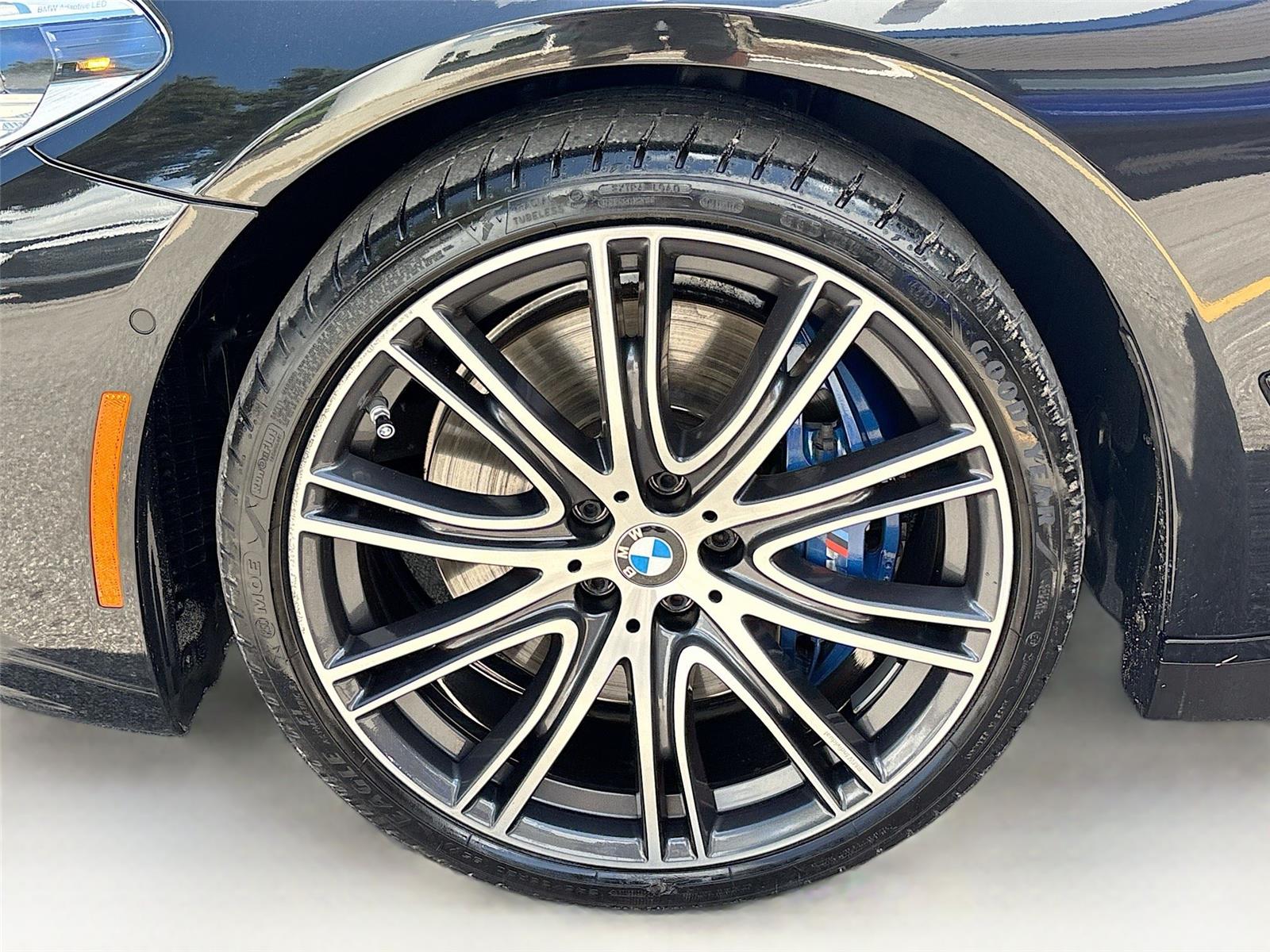 2018 BMW 5 Series 540i