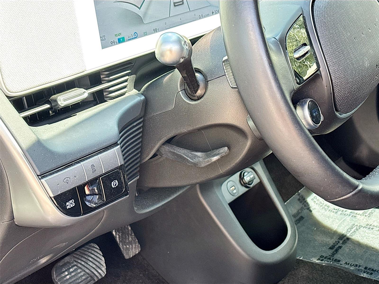 2024 Hyundai IONIQ 5 SE