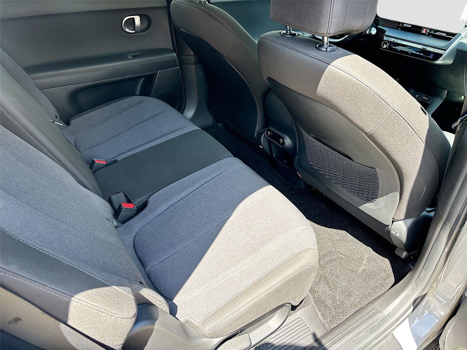 2024 Hyundai IONIQ 5 SE