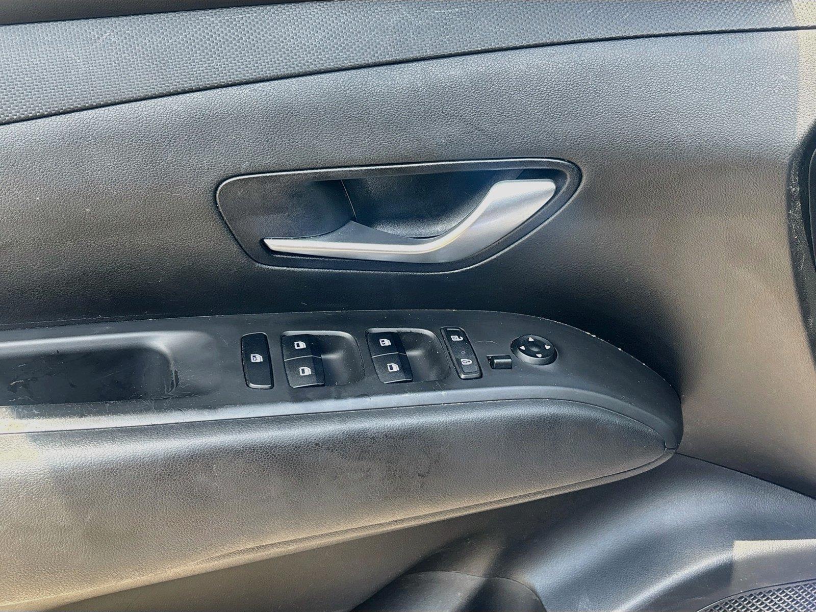 2022 Hyundai Tucson SE