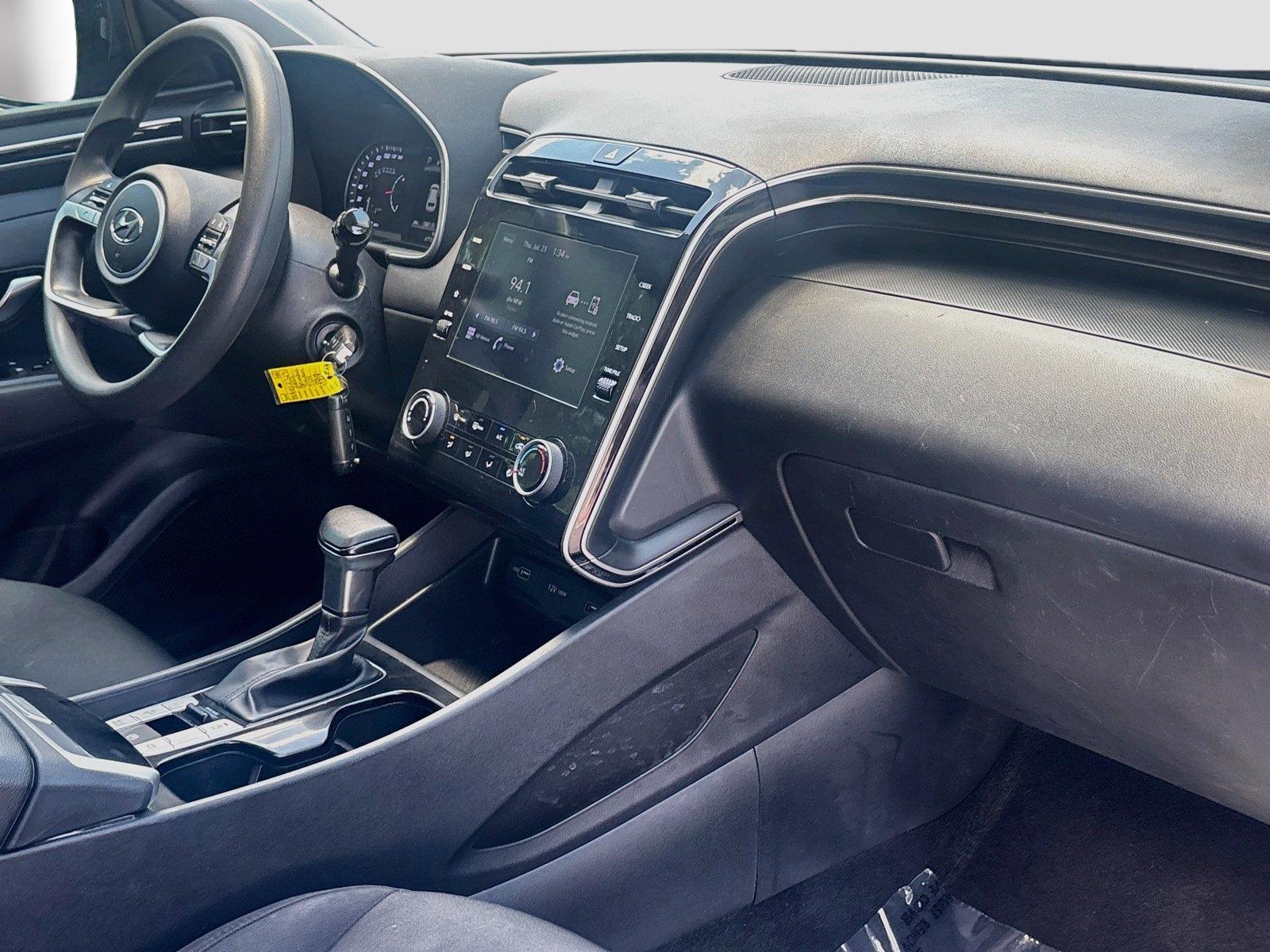 2022 Hyundai Tucson SE