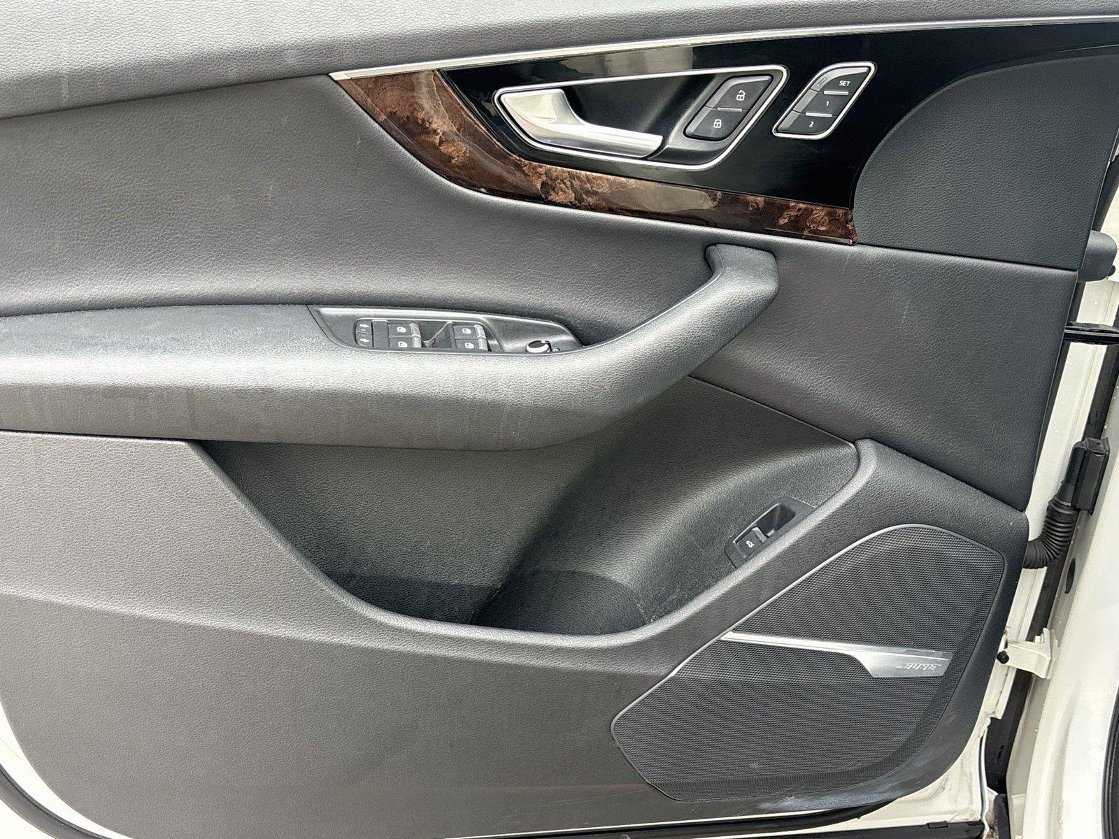 2019 Audi Q7 Prestige