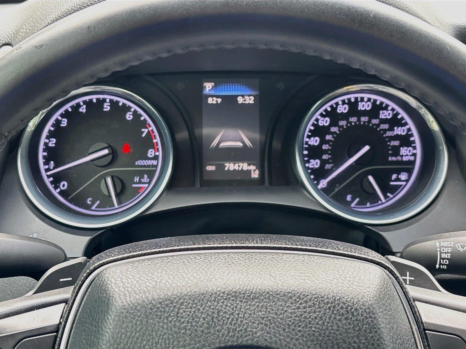 2020 Toyota Camry SE