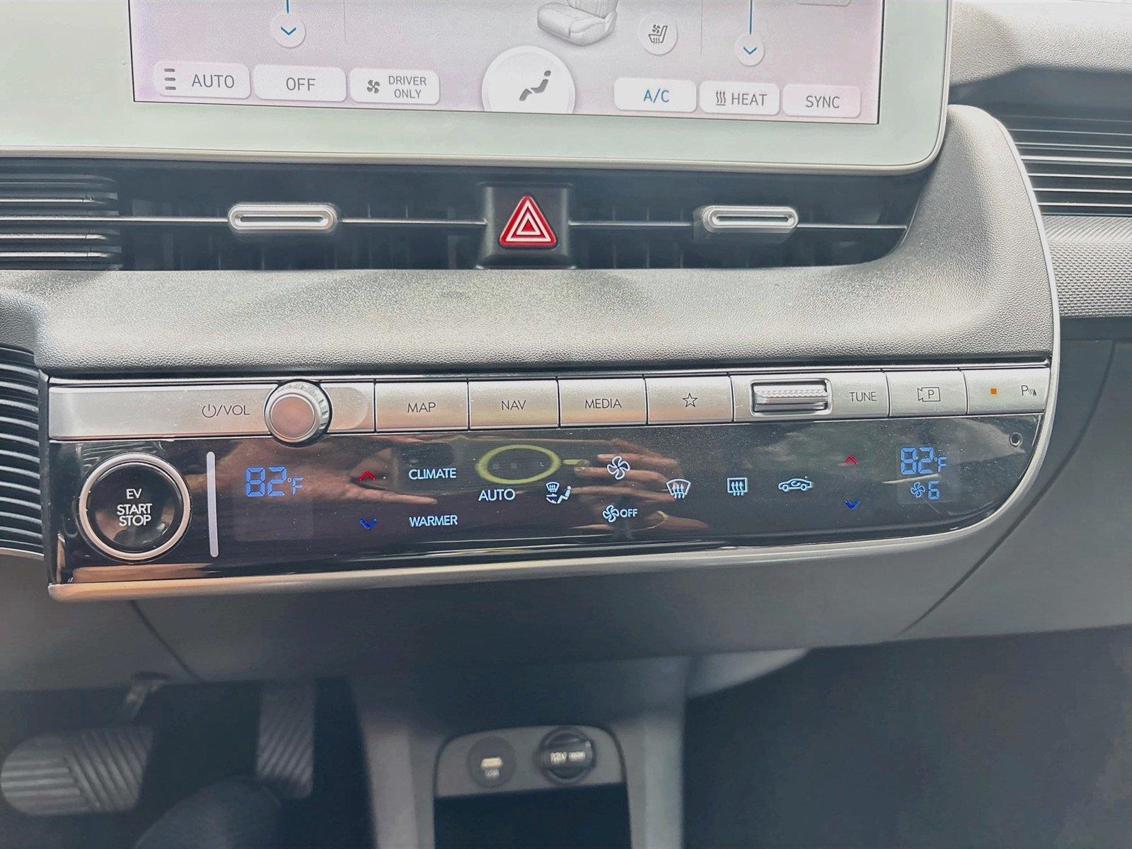 2024 Hyundai IONIQ 5 SE
