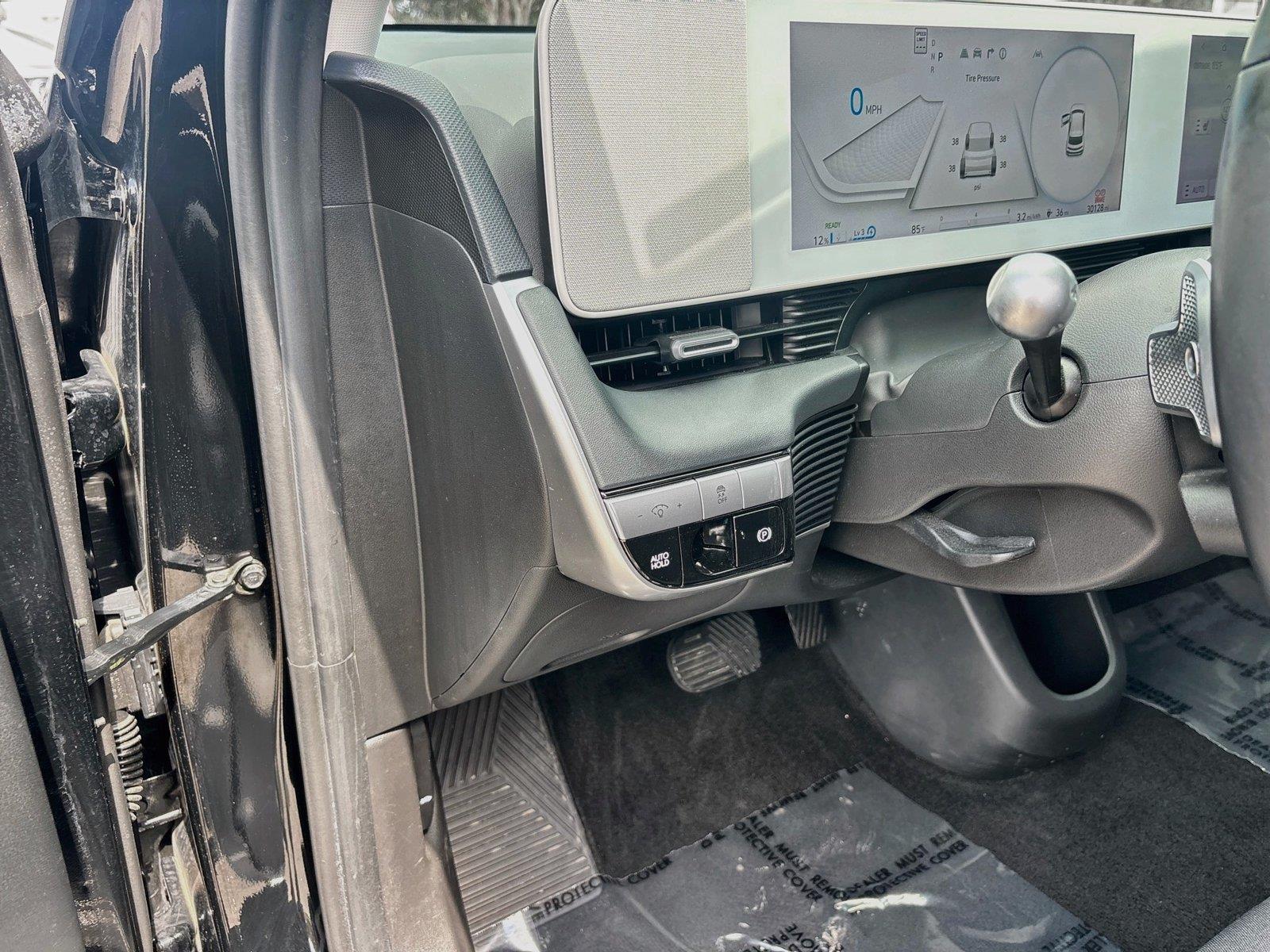 2024 Hyundai IONIQ 5 SE