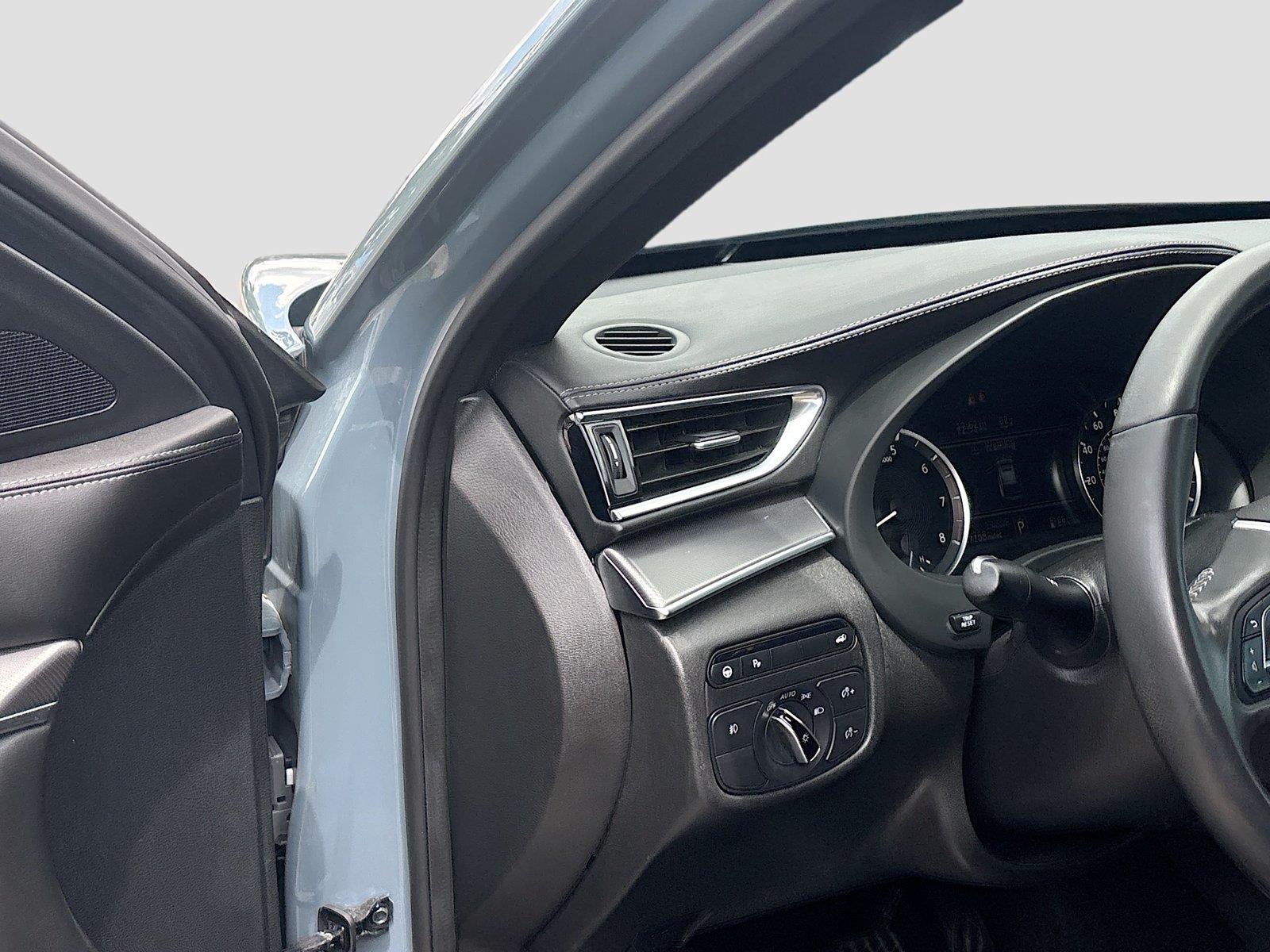 2023 INFINITI QX55 LUXE