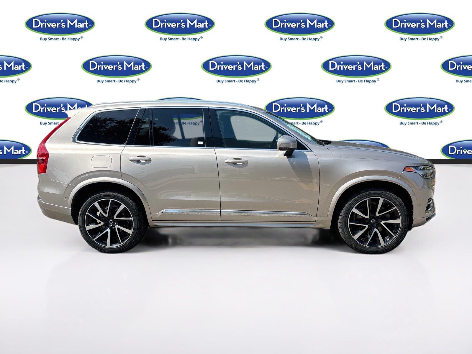 2024 Volvo XC90 Plus Bright Theme