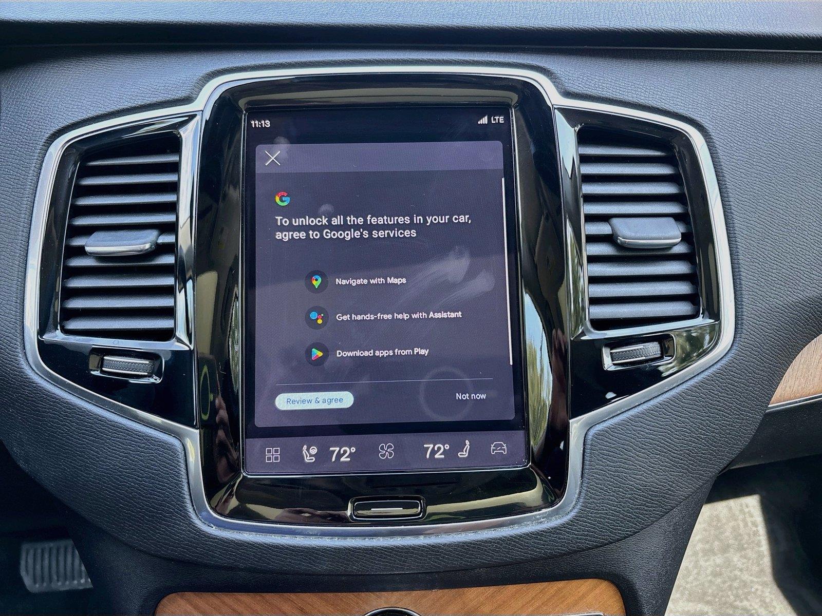 2024 Volvo XC90 Plus Bright Theme