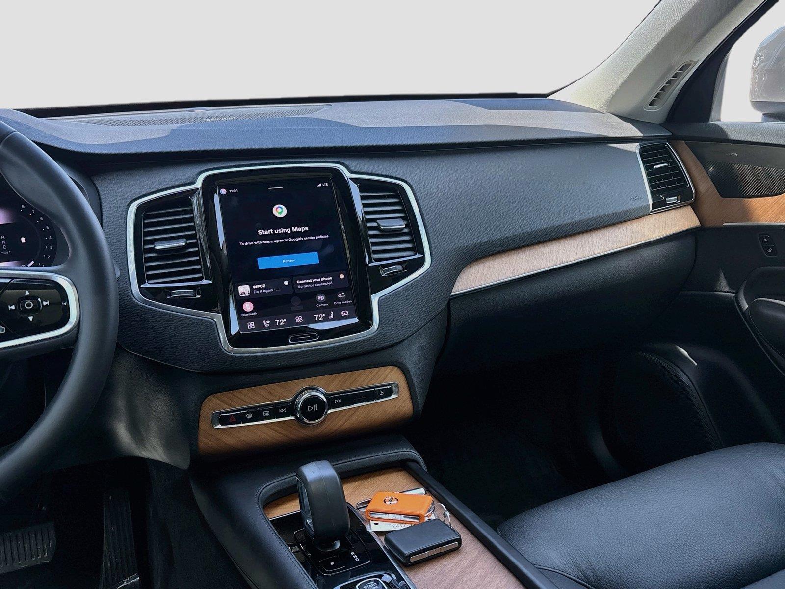2024 Volvo XC90 Plus Bright Theme