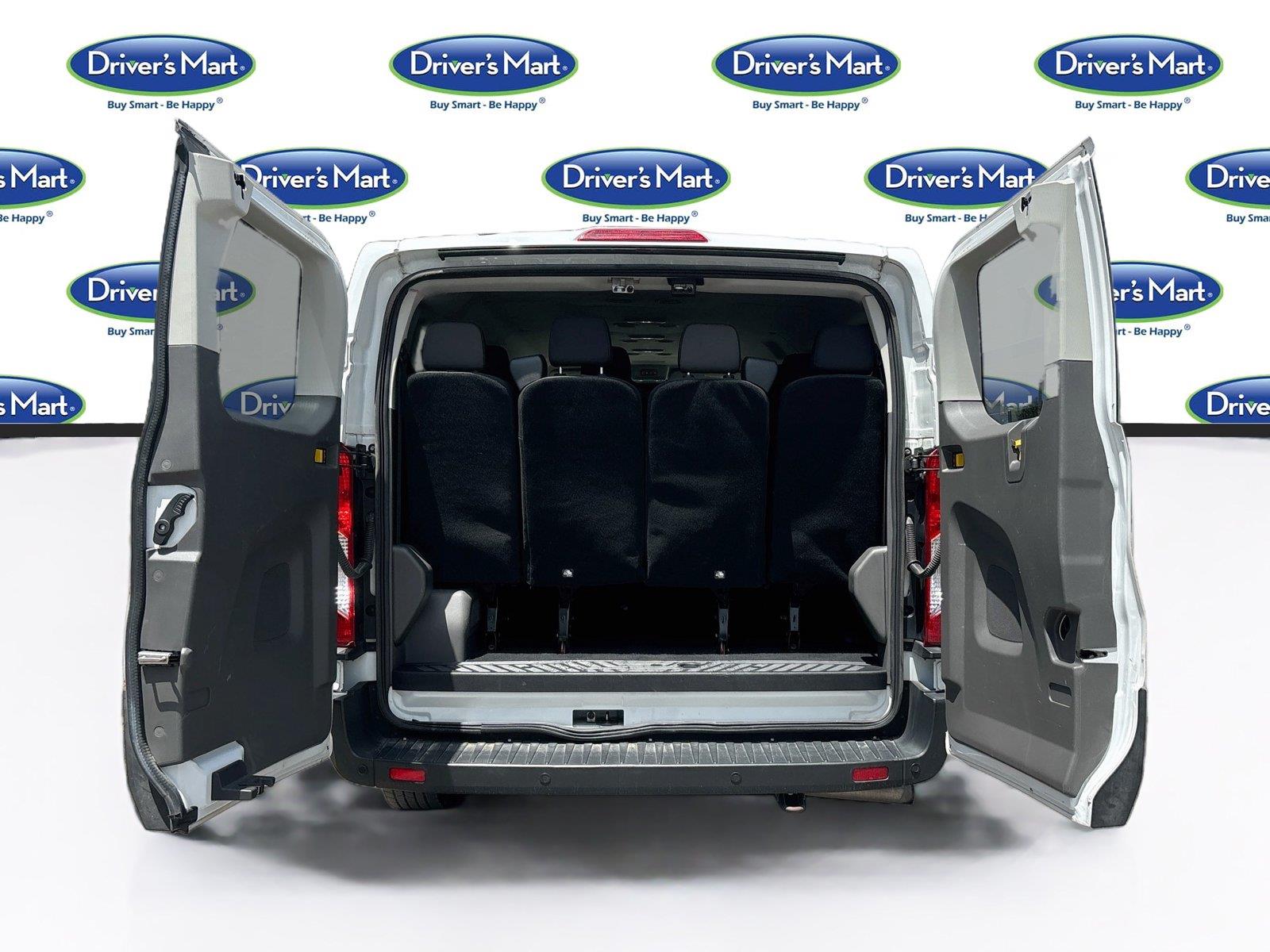 2023 Ford Transit Passenger Wagon XLT