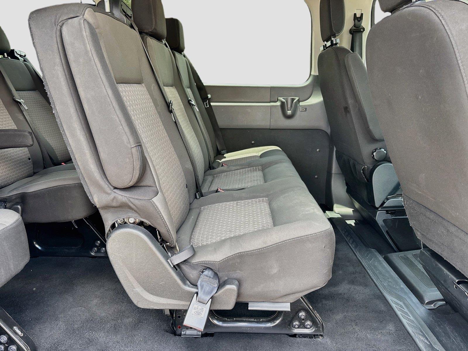 2023 Ford Transit Passenger Wagon XLT