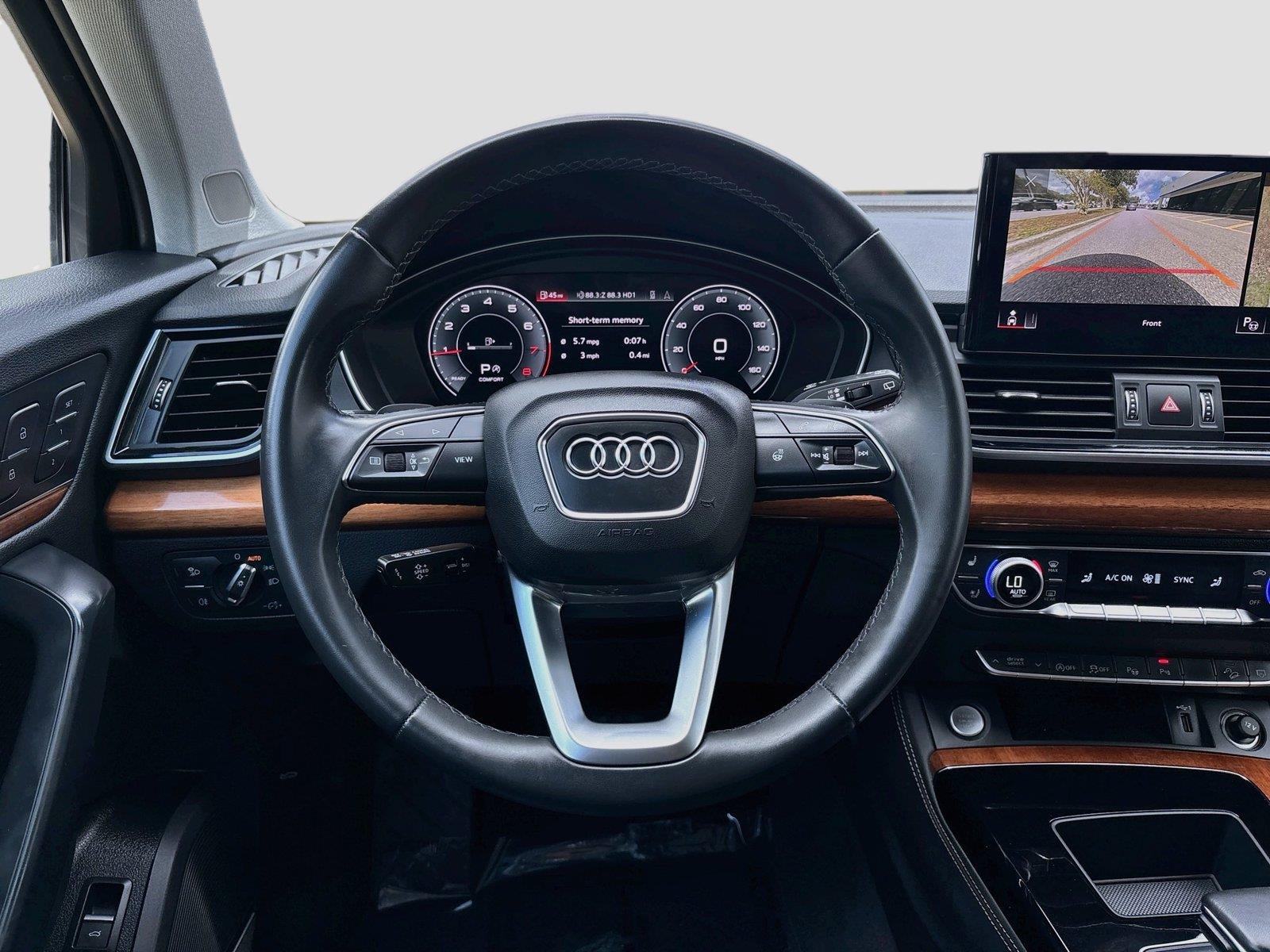 2023 Audi Q5 S line Prestige