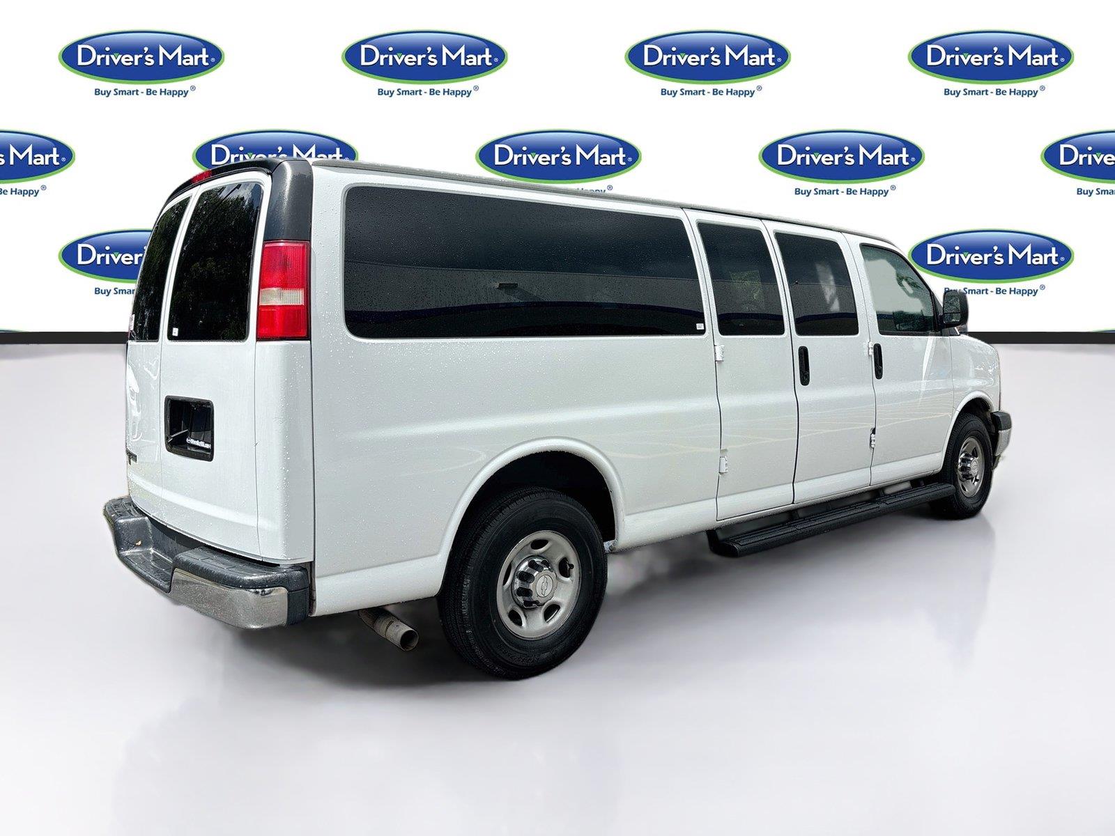 2018 Chevrolet Express Passenger LT
