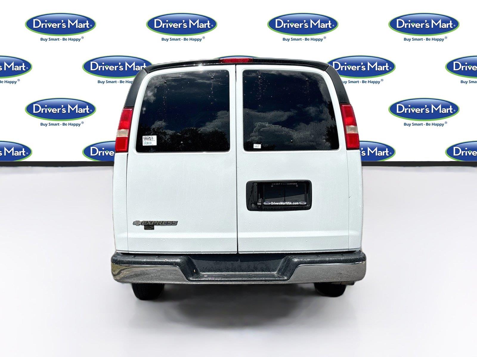 2018 Chevrolet Express Passenger LT