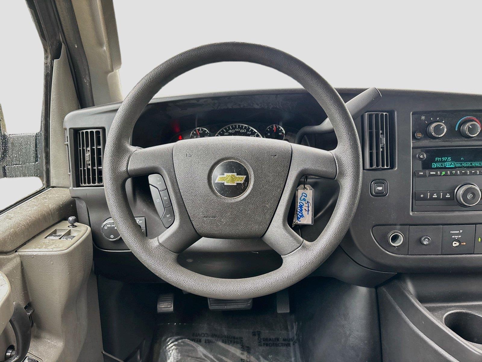 2018 Chevrolet Express Passenger LT