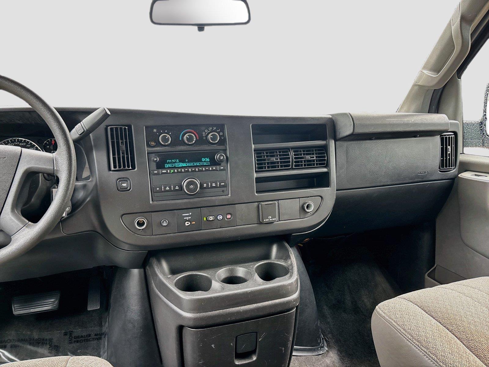2018 Chevrolet Express Passenger LT