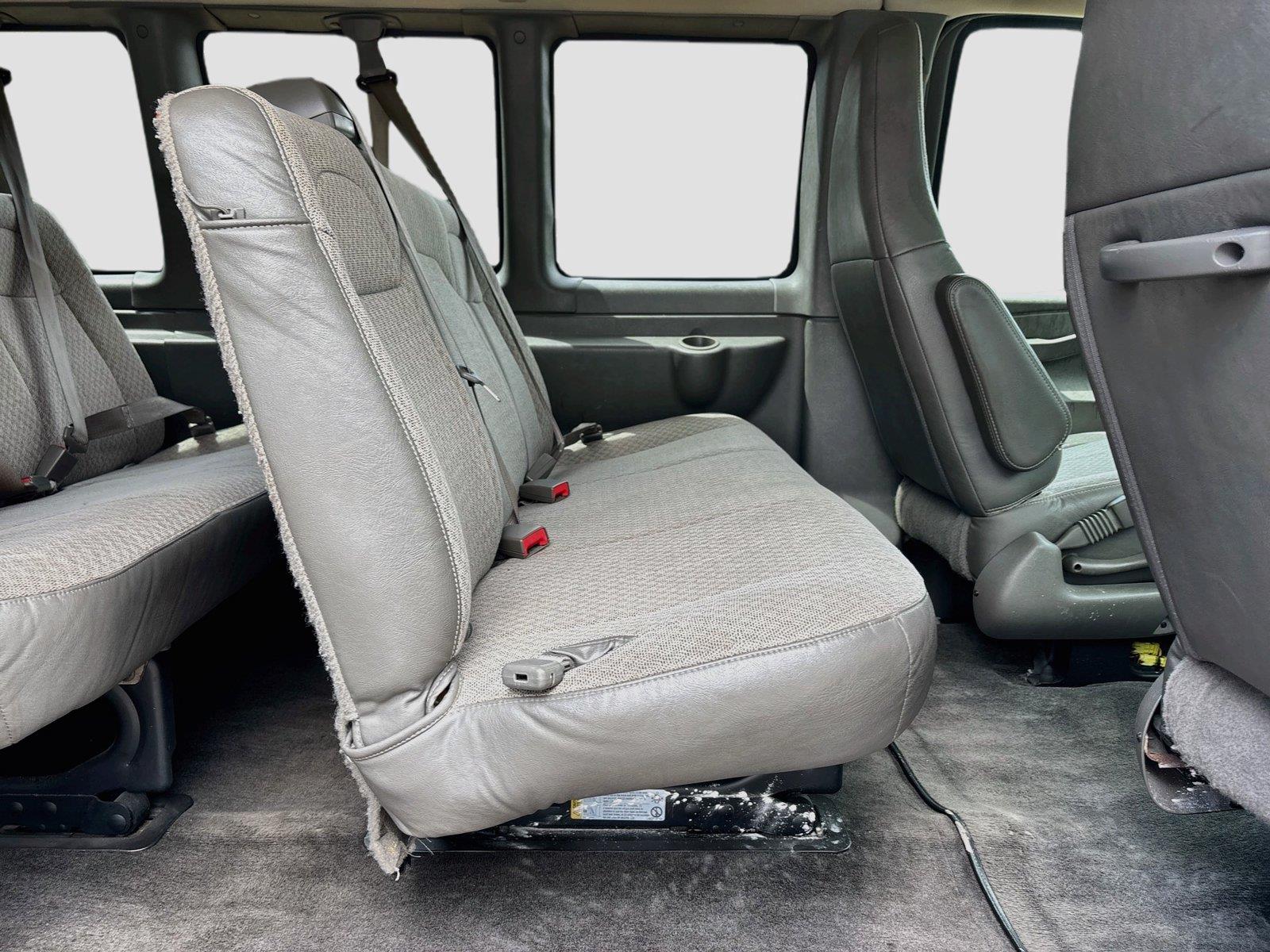 2018 Chevrolet Express Passenger LT