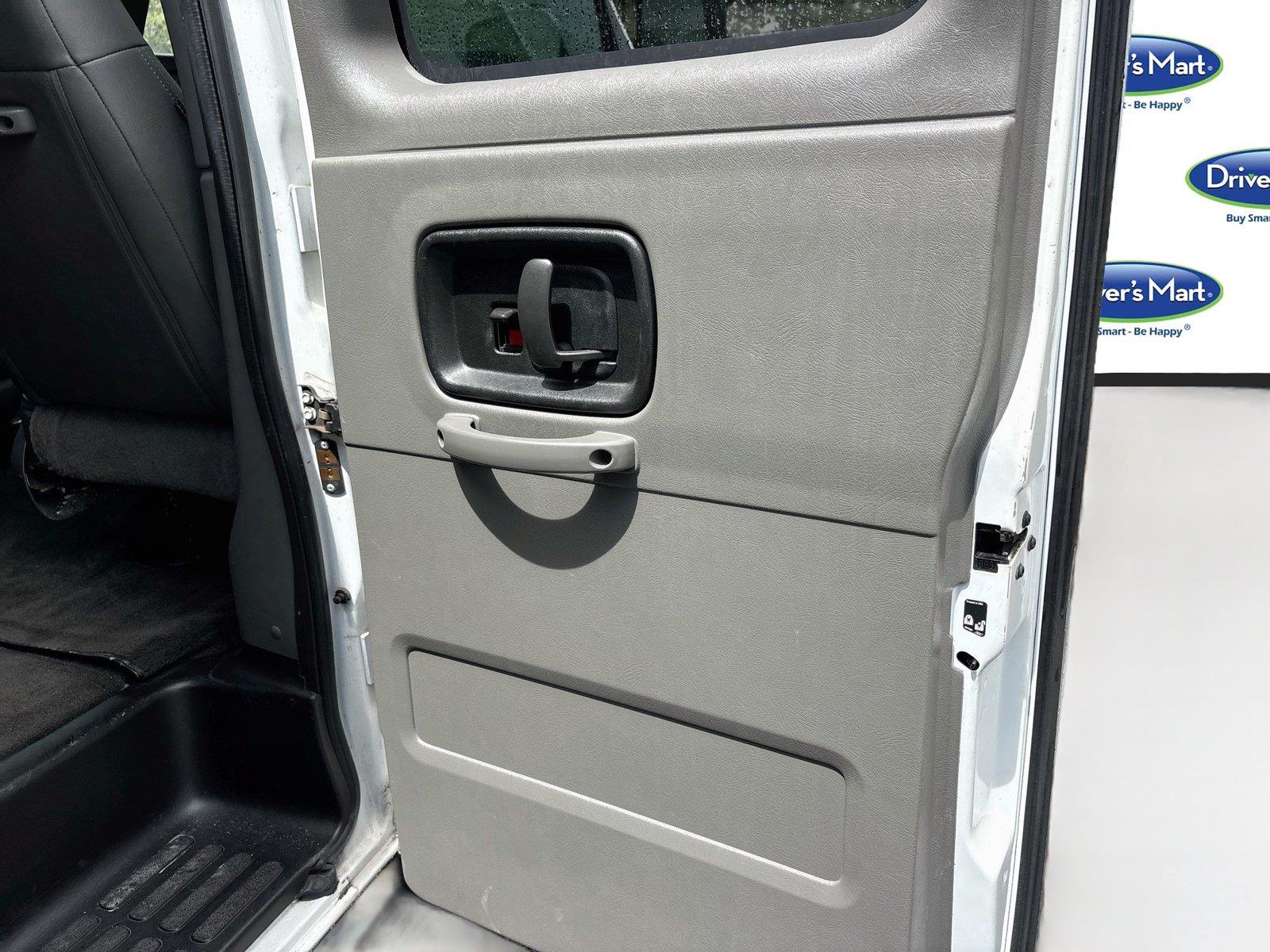 2018 Chevrolet Express Passenger LT