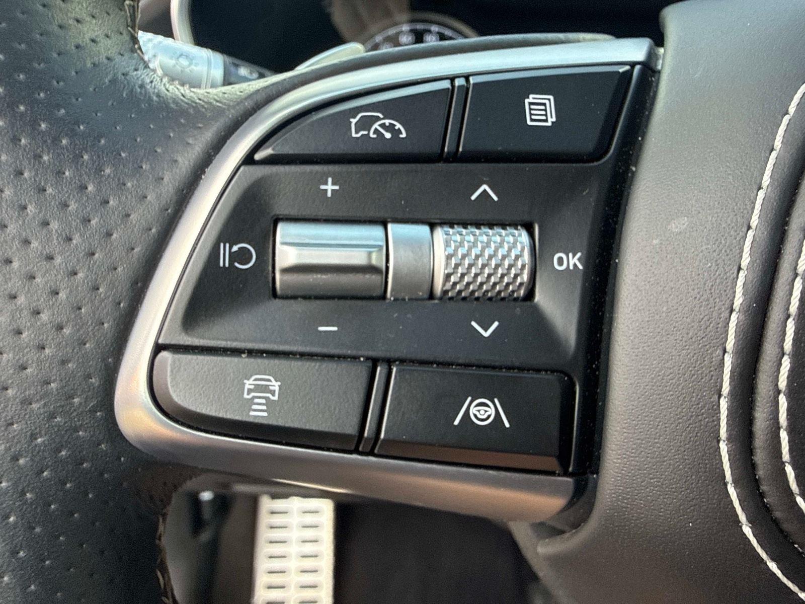 2025 Genesis G70 3.3T Sport Advanced