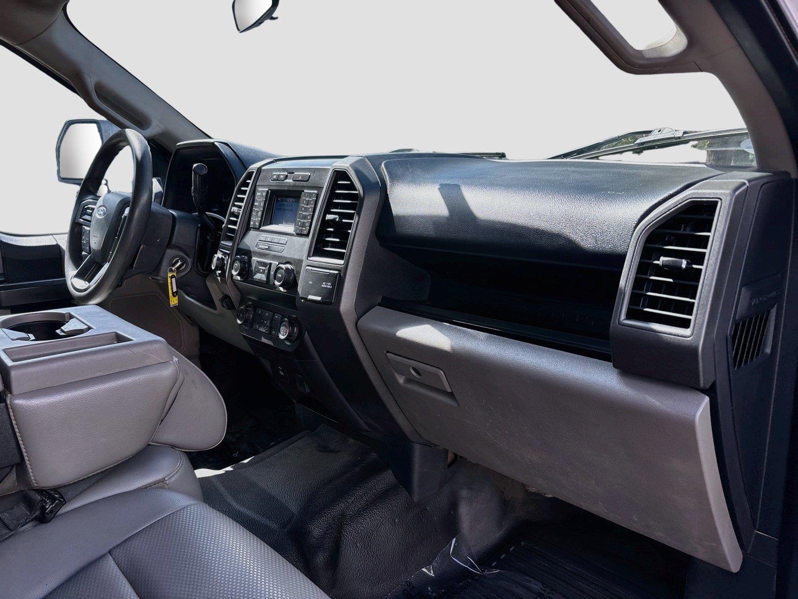 2022 Ford Super Duty F-250 SRW XL