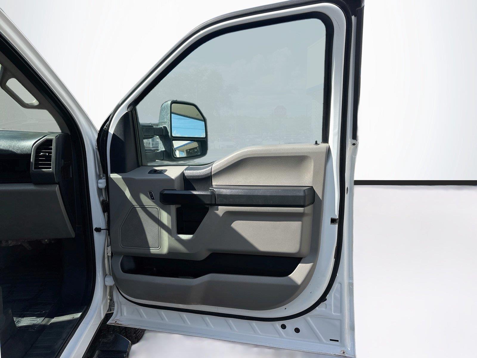 2022 Ford Super Duty F-250 SRW XL