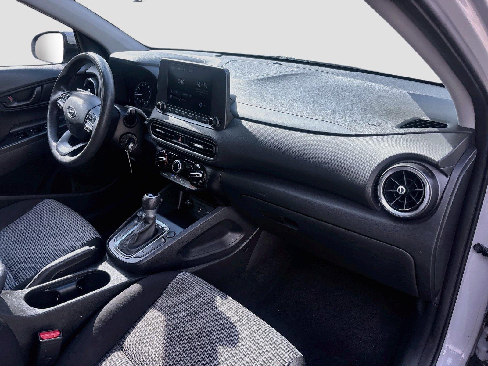 2022 Hyundai Kona SE