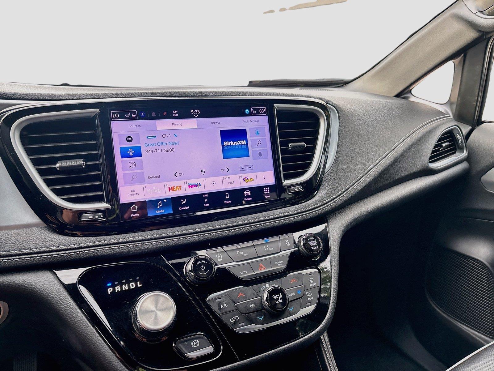 2025 Chrysler Pacifica Limited