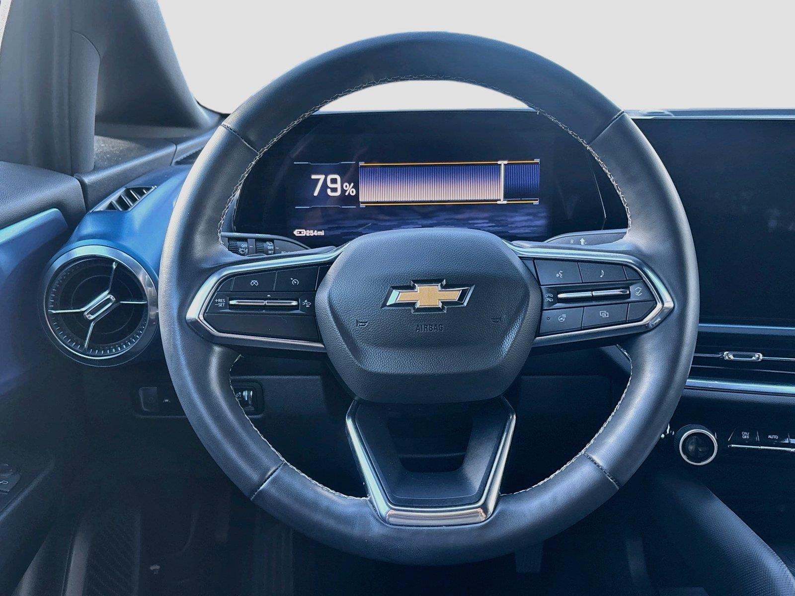 2024 Chevrolet Equinox EV LT
