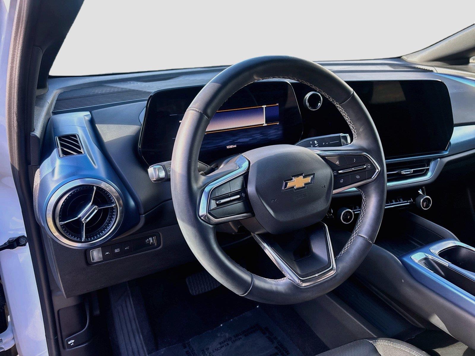 2024 Chevrolet Equinox EV LT